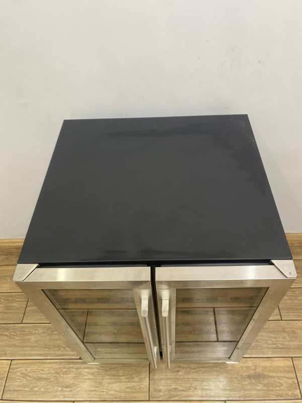 Винна шафа Temptech VWCR36DS 135W без шильда