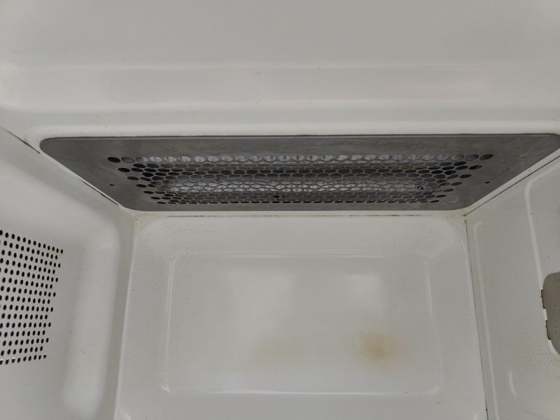 Мікрохвильова піч SwitchOn MW B201