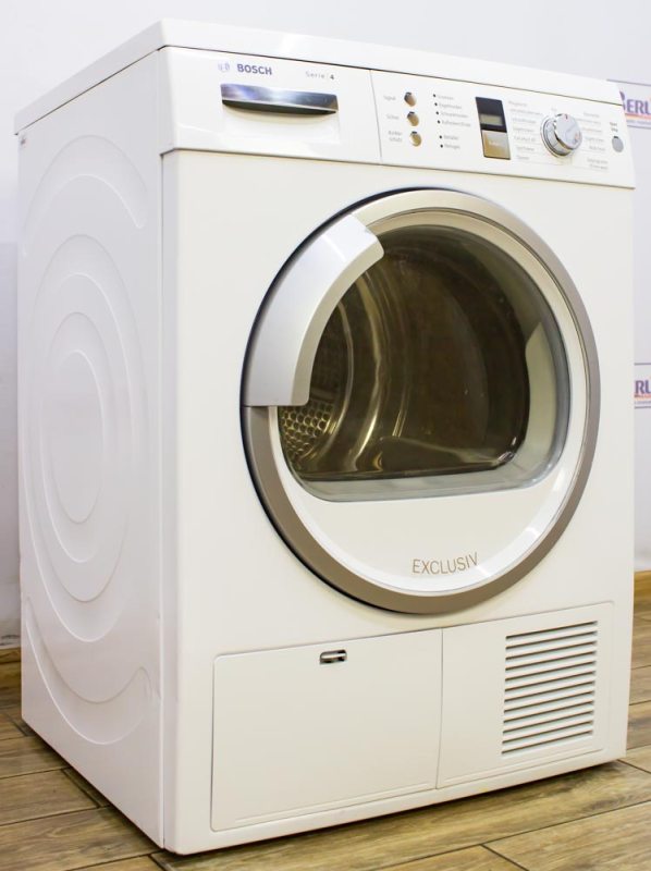 Сушильный автомат Bosch Serie 4 WTE8638646
