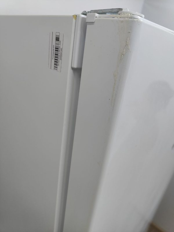 Холодильник двокамерний Bosch KGV36NW20 90W 215+94л sn 9212100268 n475