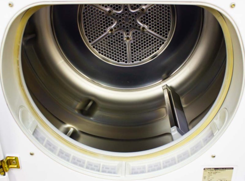 Сушильный автомат Miele T233C