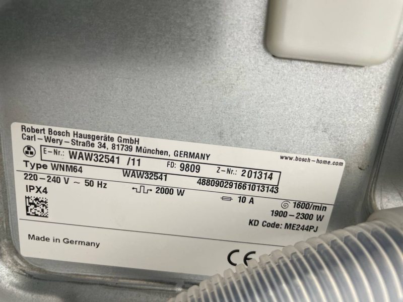 Пральна машина Bosch Serie8 WAW32541