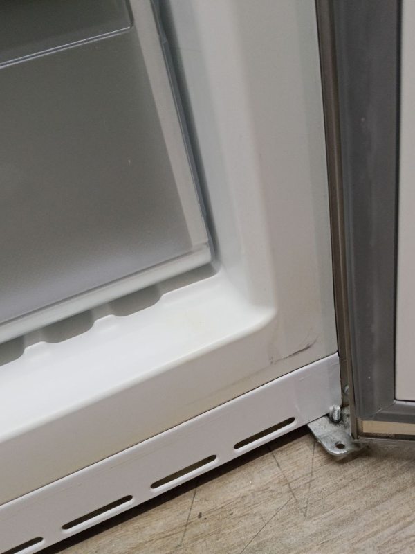 Морозильна камера Siemens GS32NX77 250W 244л sn 00063 n531