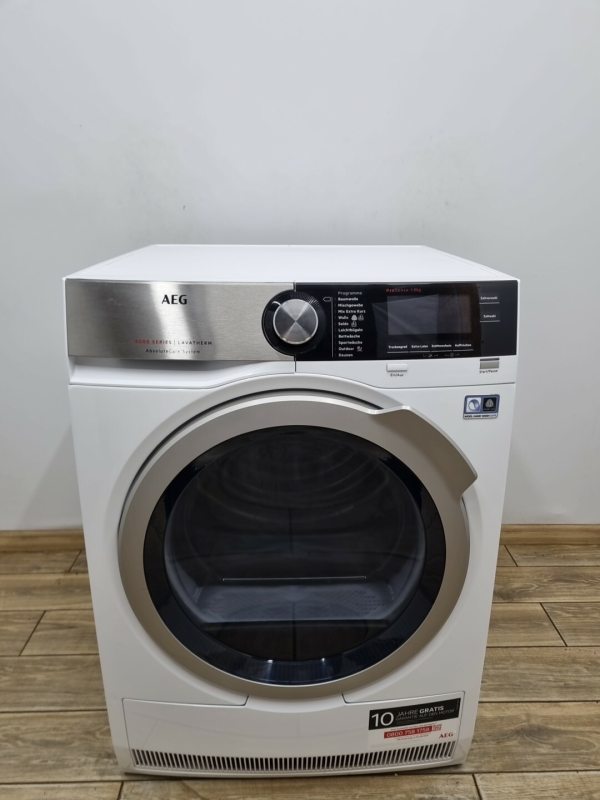 Сушильна машина AEG T8DE86685