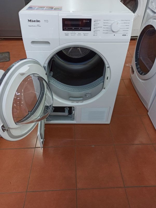 Сушильна машина Miele TKG650WP