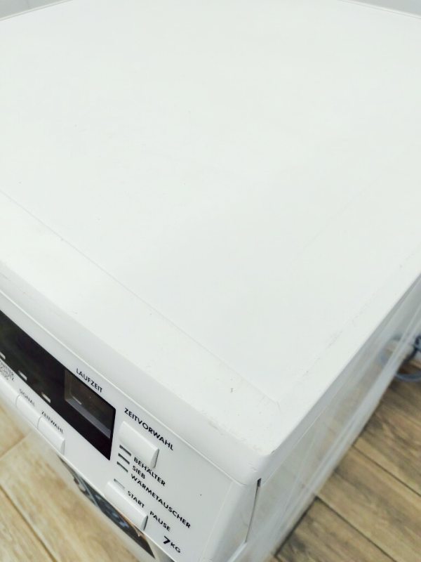 Сушильна машина AEG T56840L