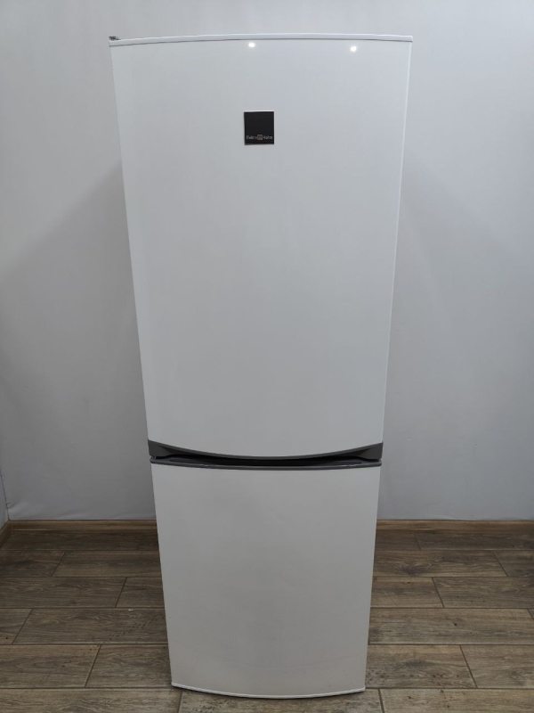 Холодильник двокамерний ElectroHelios KF34215 198W 198+110л sn 51220014 n482