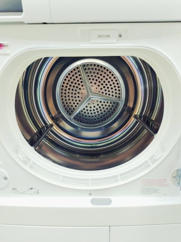 Сушильна машина AEG T5684EXL