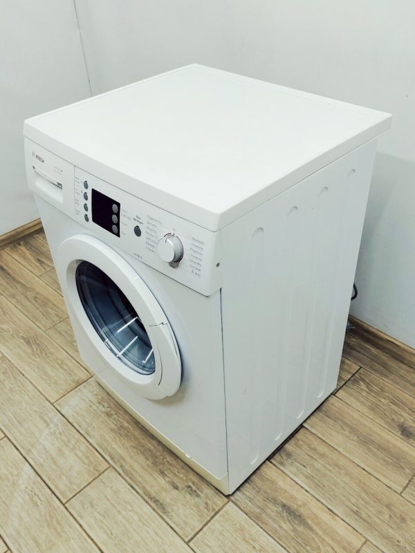 Пральна машина Bosch Serie4 WAE28446 54