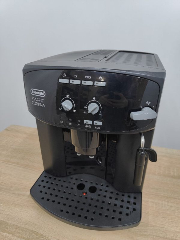 Кавоварка Delonghi Magnifica