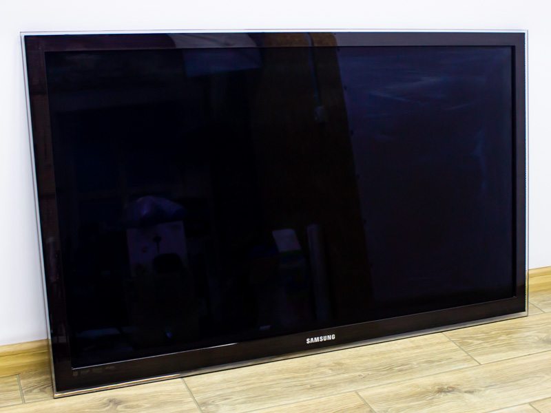 Телевізор Samsung UE46C6820US