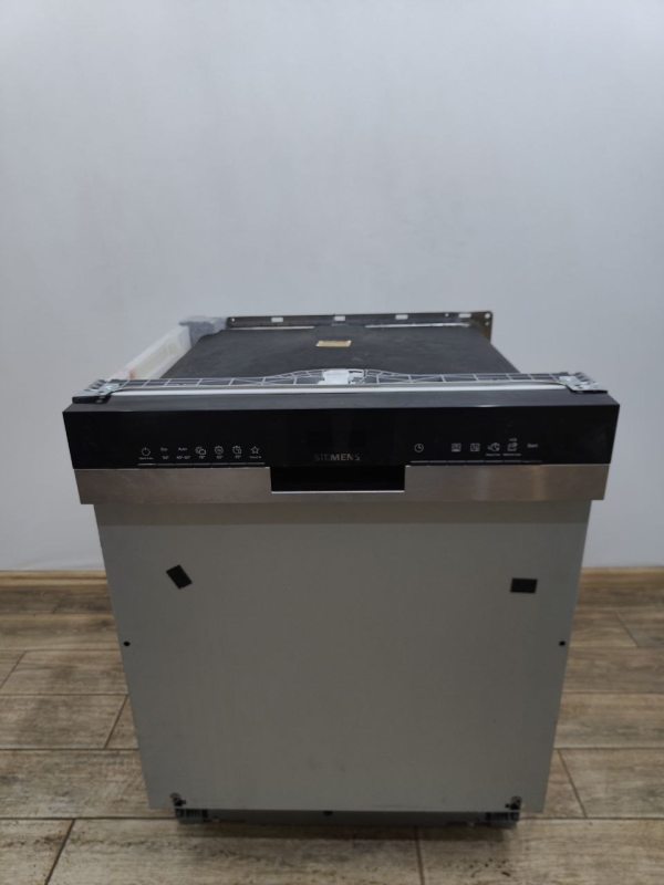Посудомийна машина Siemens SL6P1S 2400W 14ком sn 01823