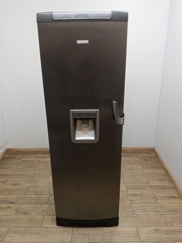 Морозильна камера Electrolux EUFG29800X 240W 252л sn 94310035 n533