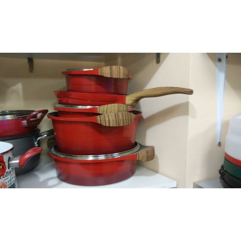 Набор посуды Royalty Line (ручки дерево) красный