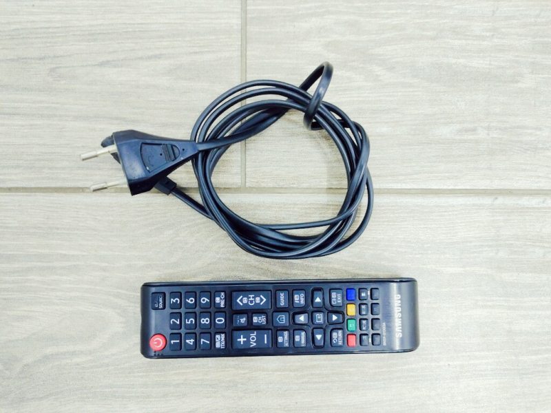 ТБ 40 Samsung UE40H5000AW LED Full HD