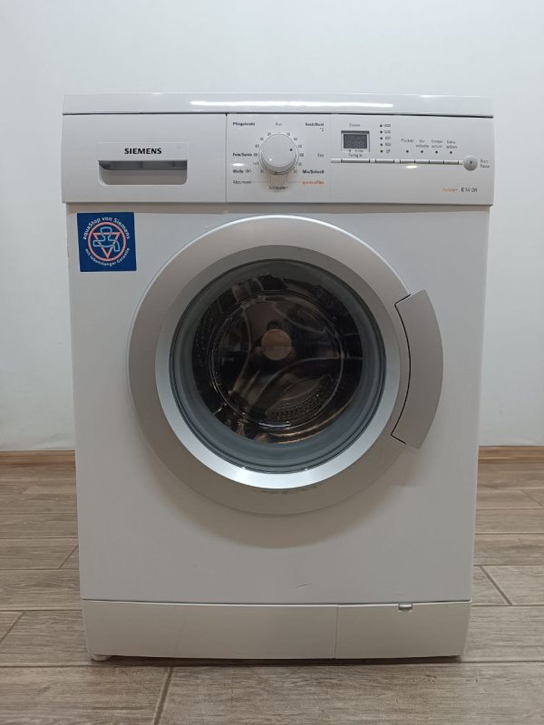 Пральна машина Siemens WM14E3R0 07