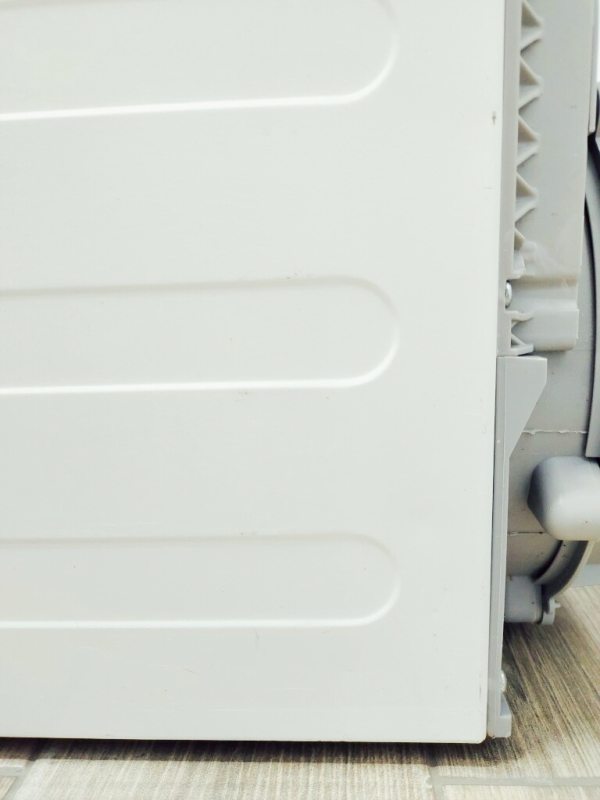 Сушильна машина AEG T55770IH4