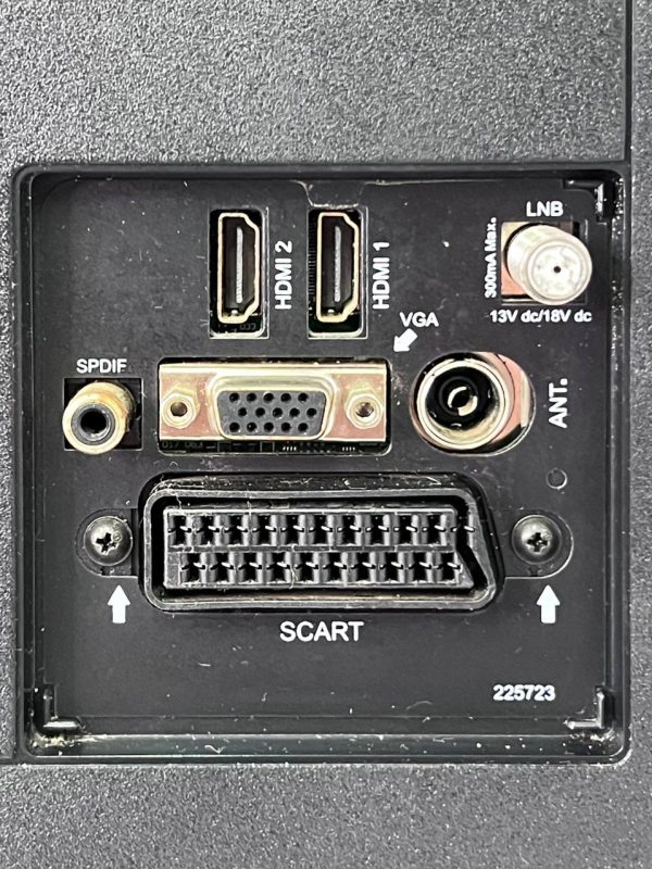 Телевізор 40 Telefunken D40F272A3 LED Full HD