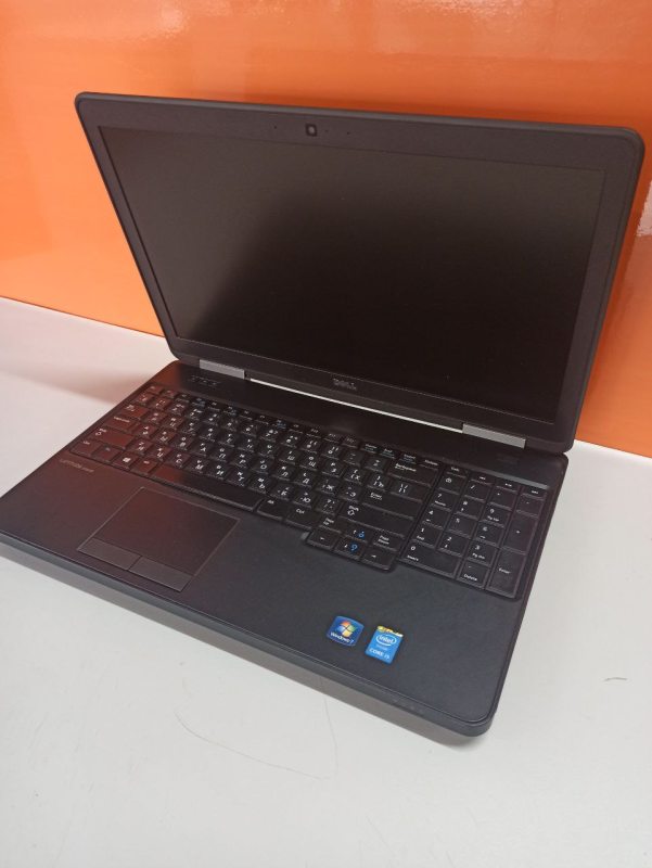 Ноутбук Dell Latitude E5540