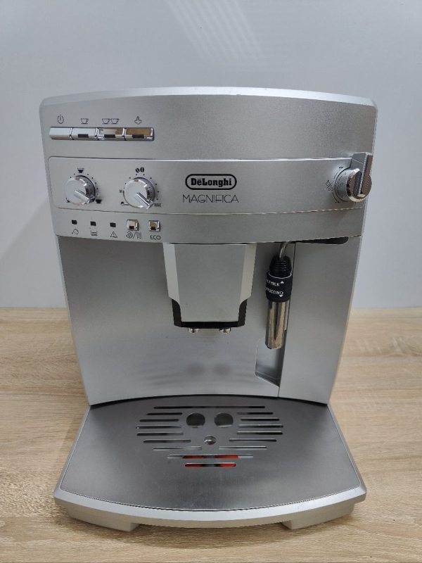 Кавомашина Delonghi Magnifica регульована панарелл