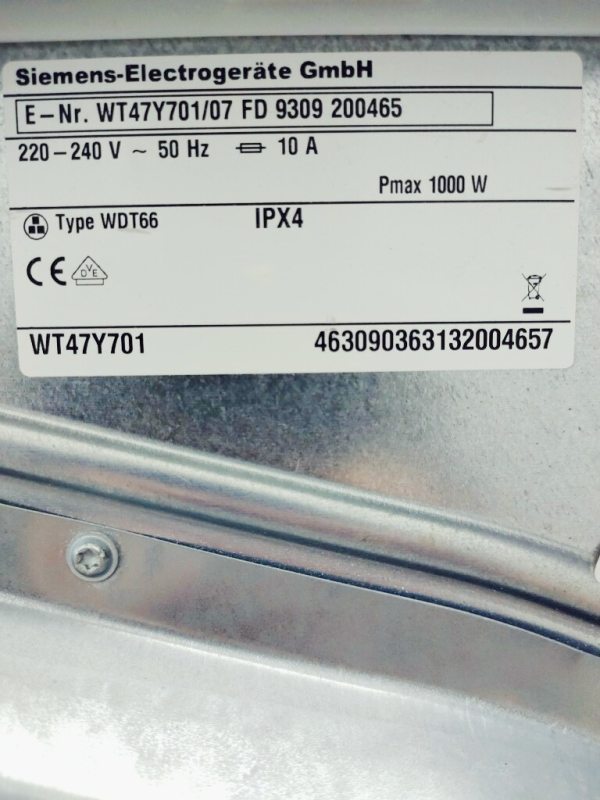 Сушильна машина Siemens IQ800 WT47Y701 07