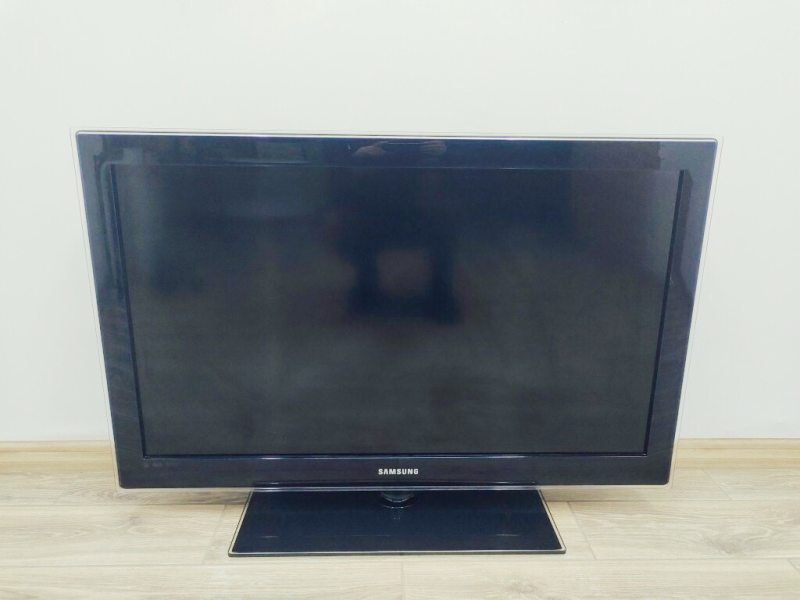ТБ 37 Samsung LE37B554M2W LCD Full HD