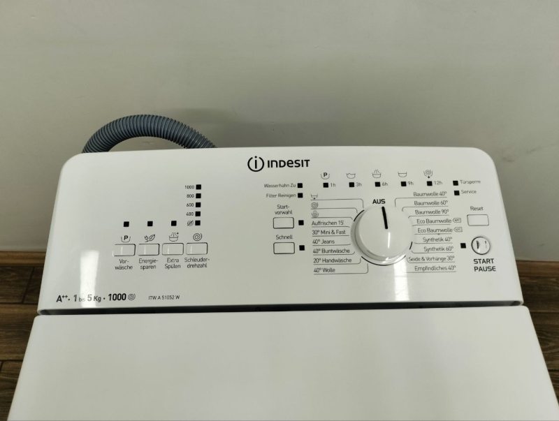 Пральна вертикальна машина Indesit ITV A51052W1 2100W 5кг sn 601200074