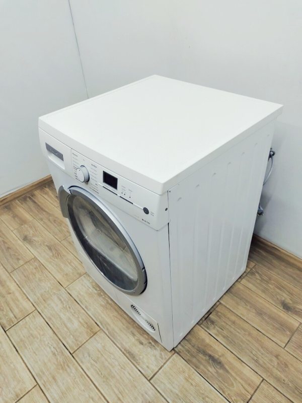 Сушильна машина Siemens WT46W5M0 09