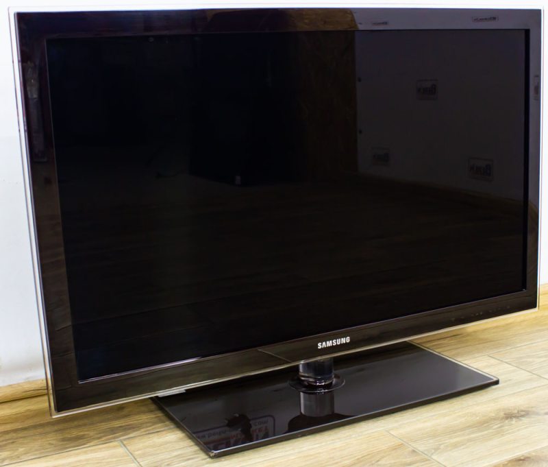 Телевизор Samsung UE32D6000