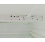 Холодильник двокамерний Electrolux ERB34253W 160W 188+118л sn 82103646 n538