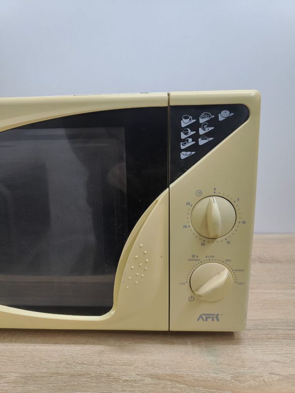 Мікрохвильова піч AFK MW 17
