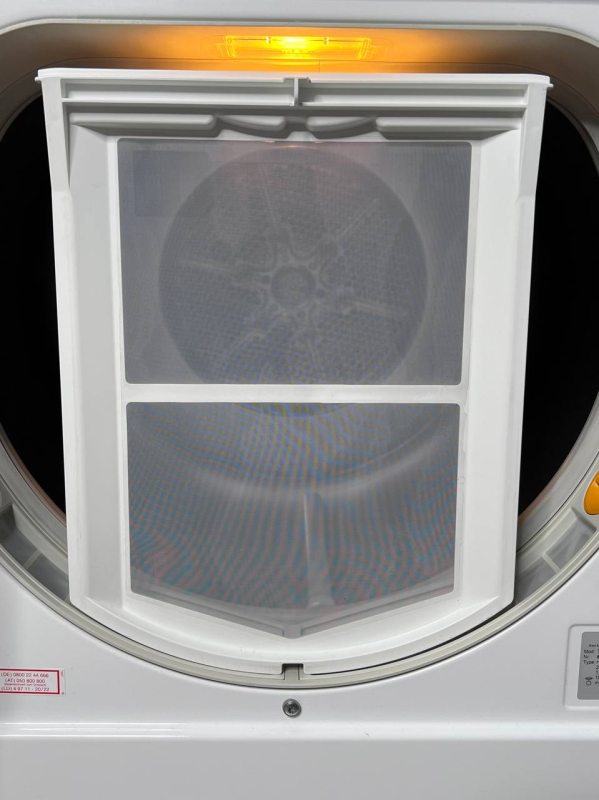 Сушильна машина Miele T8861WP