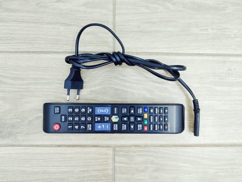 Телевізор 46 Samsung UE46EH6030W Full HD WiFi 3D