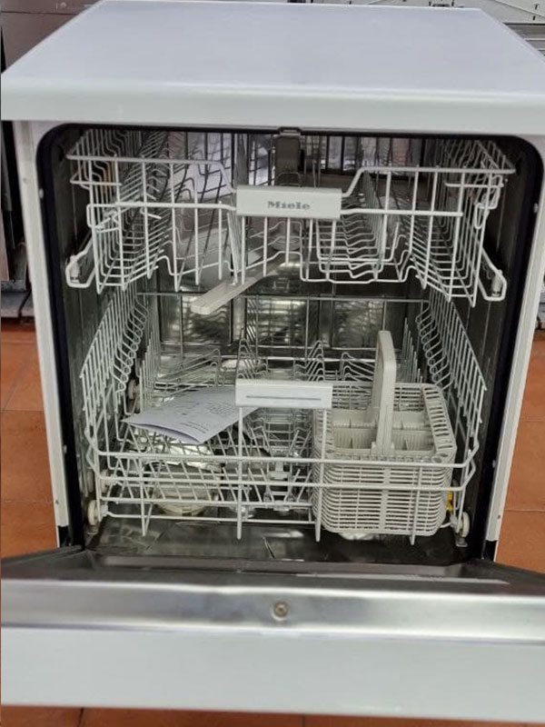 Посудомийна машина Miele G 4943