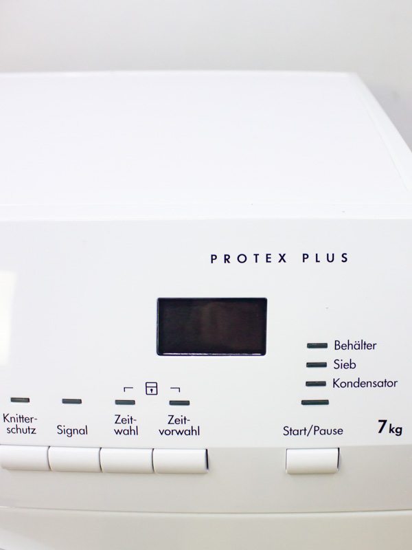 Сушильна машина AEG T65770IH4