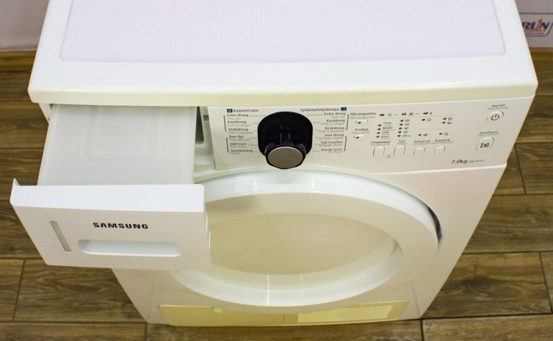 Сушильний автомат Samsung SDC14719