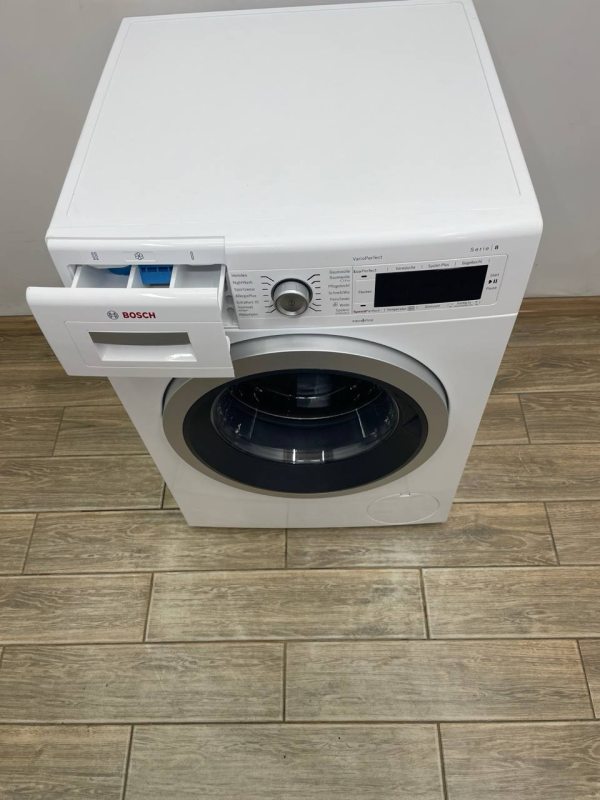 Пральна машина Bosch Serie8 WAW32541