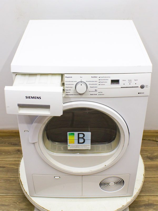 Сушильна машина Siemens IQ500 WT46E305 24