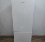 Холодильник двокамерний Bosch KGV36NW20 90W 215+94л sn 9212100268 n475