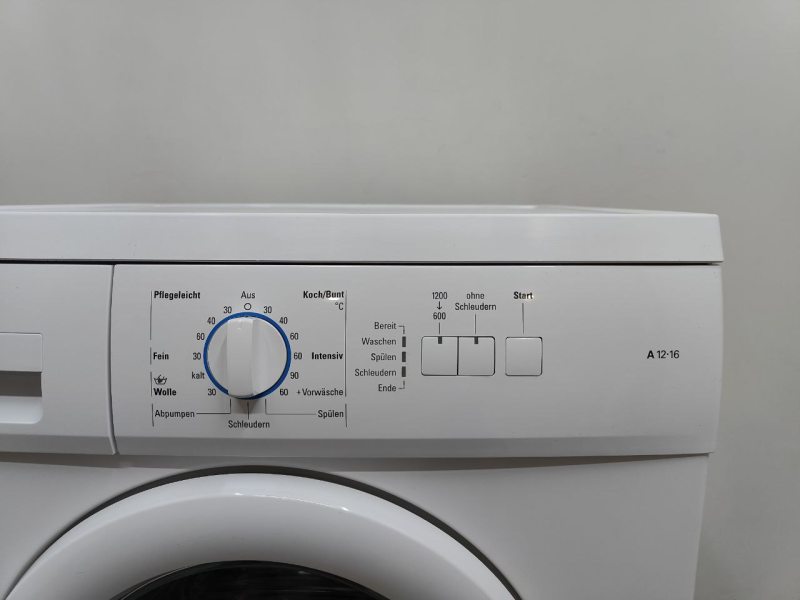 Пральна машина SIEMENS WM12A162 2300W 6кг sn 8811100304