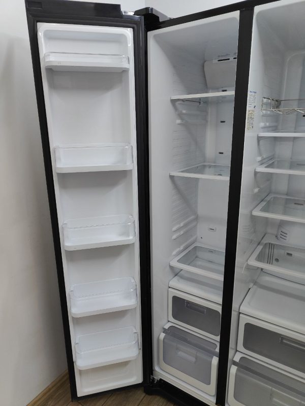 Холодильник SBS Samsung RS21HLNBG 160W 345+198л sn D07342BZ900195 n555