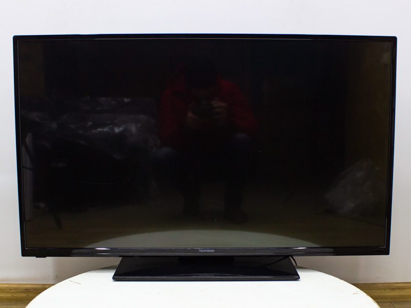 Телевізор 43 Telefunken D43F278N3CW LCD Smart TV