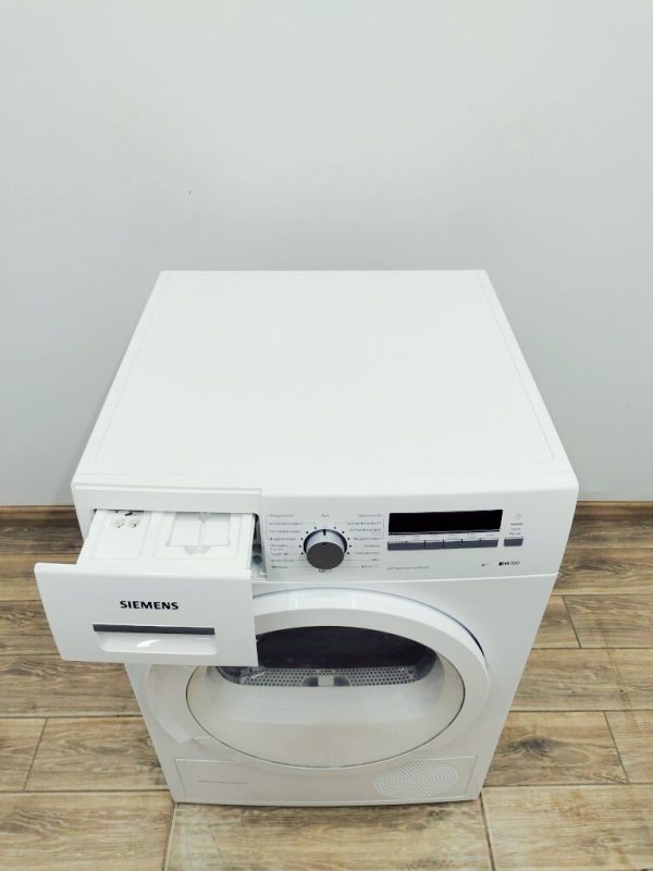 Сушильна машина Siemens IQ700 WT46W261 17