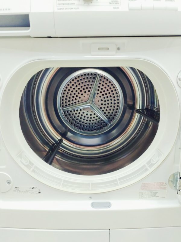 Сушильна машина AEG T56840