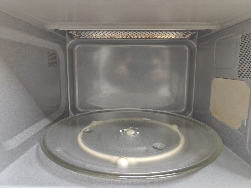 Мікрохвильова піч Panasonic NNGD469M 1000W sn 5CN1090312