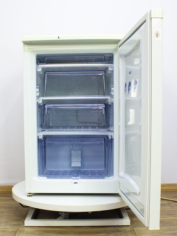 Морозильный шкаф Studio STG 714