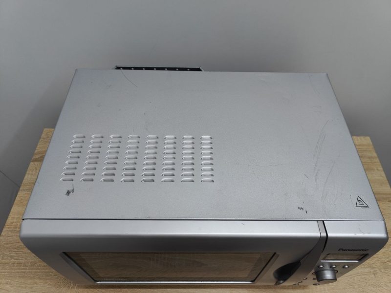 Мікрохвильова піч Panasonic NNGD469M 1000W sn 5CN1090312