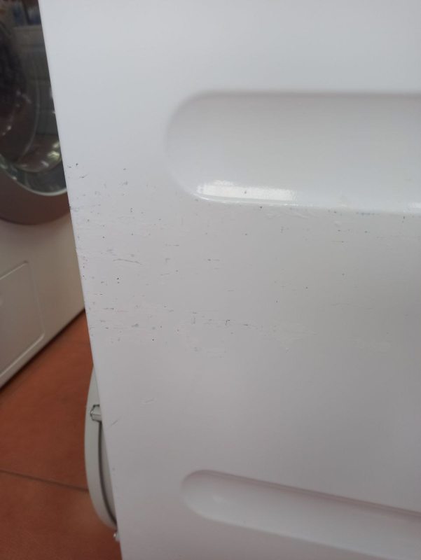 Сушильна машина Miele T8861WP