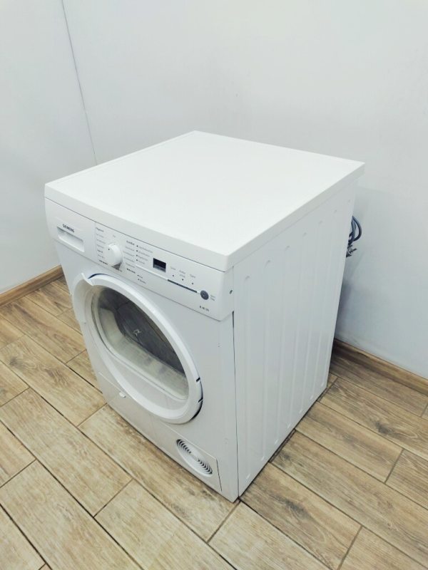 Сушильна машина Siemens WT46E304 16