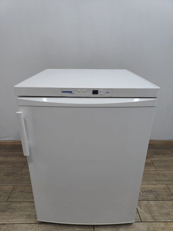 Холодильник однокамерний Liebherr KTR1750 index 20G 80W 156л sn 436575868